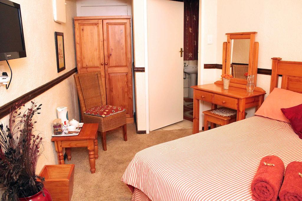 The Palms Pensión Mbombela Habitación foto